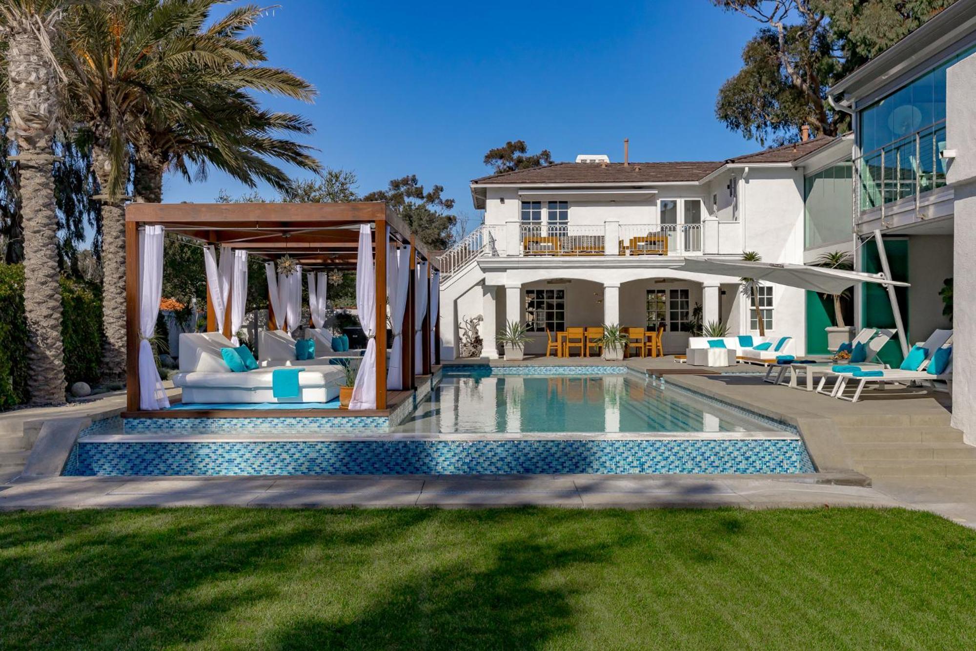 Cypress Chateau Luxury Vacation Villa *